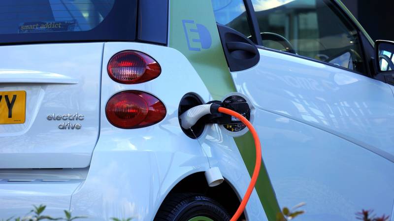 Assurance véhicules électriques et hybrides à Salon-De-Provence, allions la sécurité à la Technologie