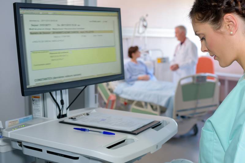 Pharmacie des Parcs Martigues : Expertise Médicale et Service de Qualité depuis 30 ans